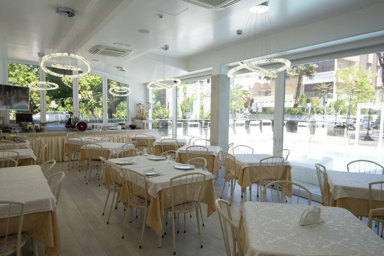 Royal Boutique Hotel Riccione Exteriér fotografie